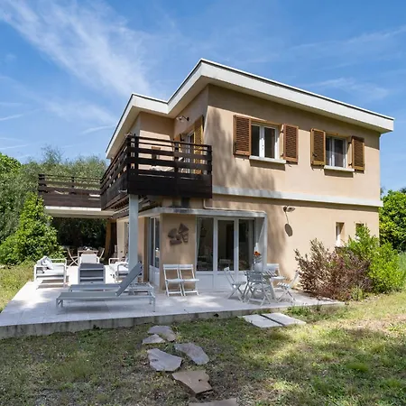 Maison De Famille à La La Croix-Valmer